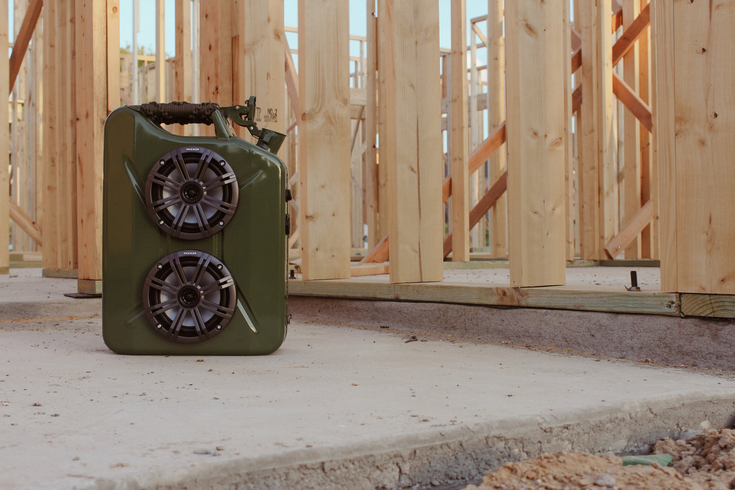 OD GREEN JERRY CAN RADIO